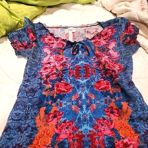 Women's peaches brand size small